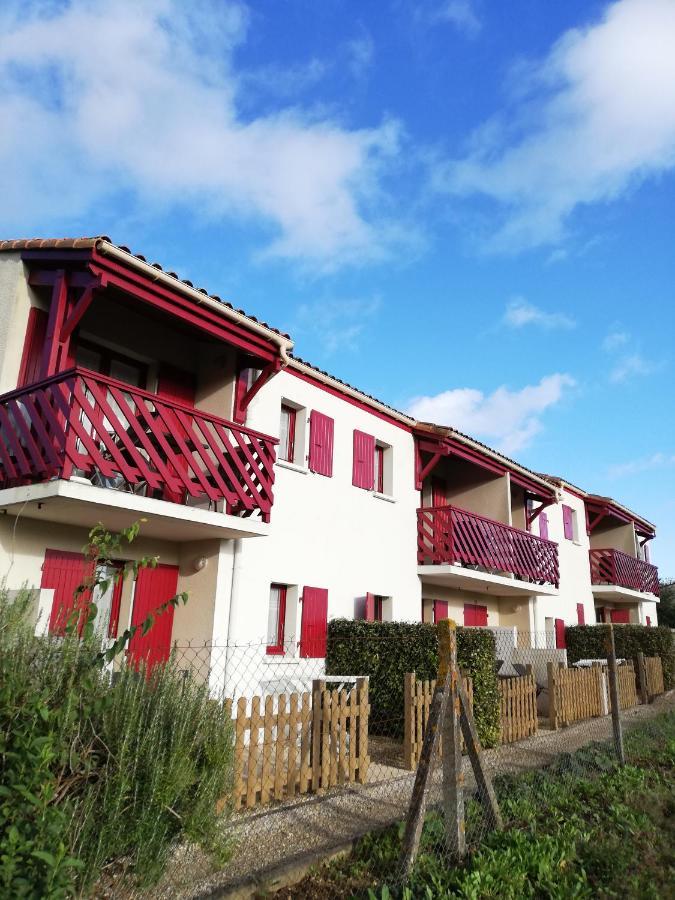 Résidence Hôtelière Hélios Jonzac Exterior foto