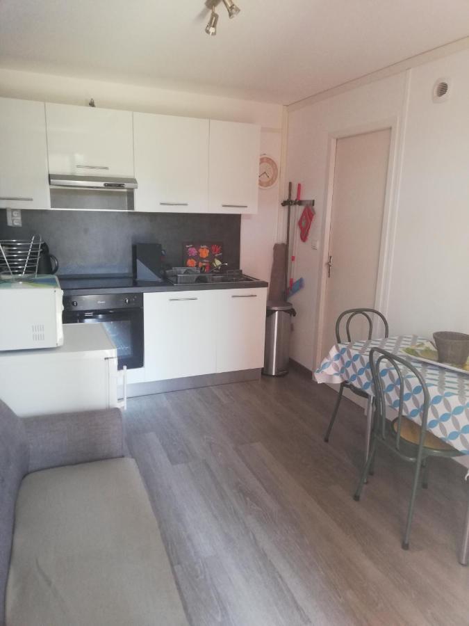 Résidence Hôtelière Hélios Jonzac Exterior foto