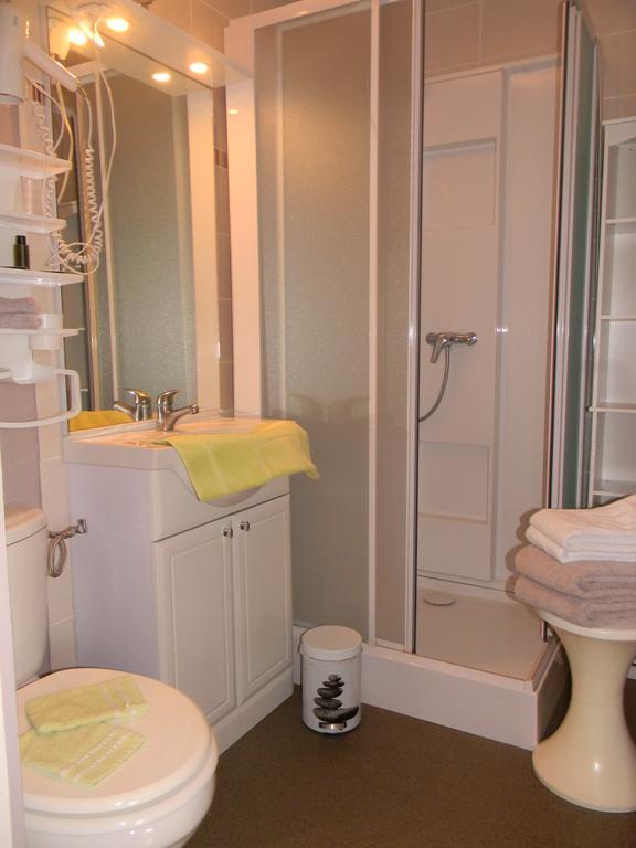 Résidence Hôtelière Hélios Jonzac Exterior foto